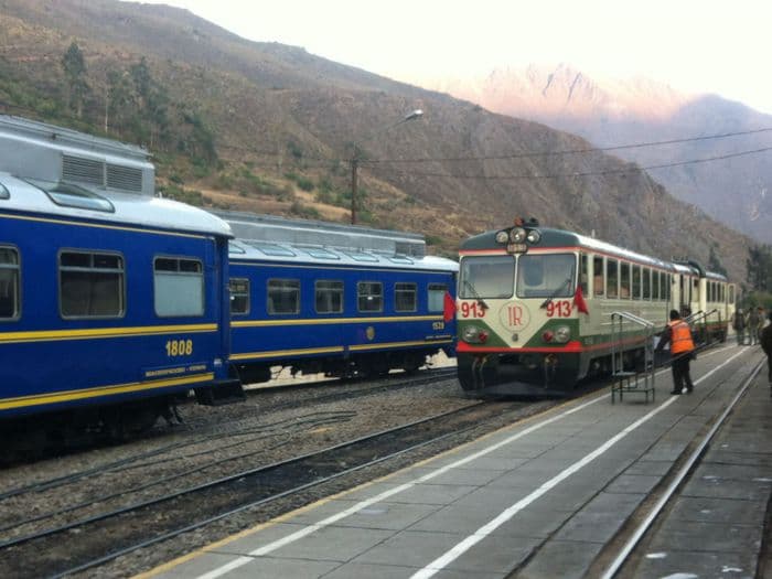 Am Bahnhof von Ollantaytambo,